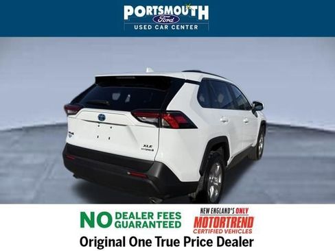 Used 2024 Toyota RAV4 XLE image 28