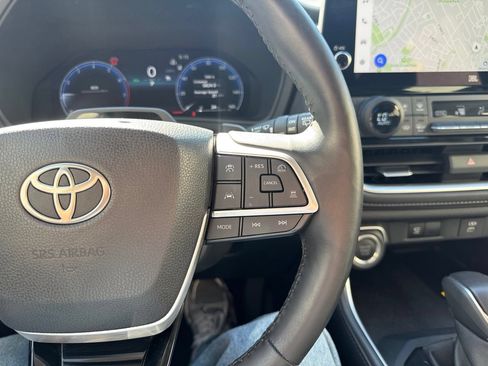 Used 2026 Toyota Grand Highlander AWD image 25