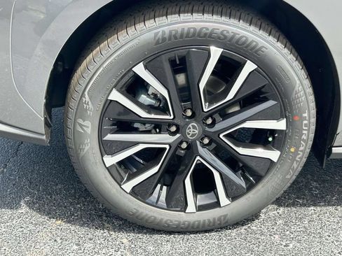 New 2026 Toyota bZ FWD image 10