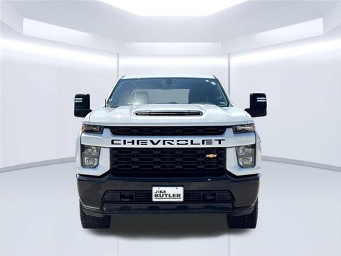 Used 2022 Chevrolet Silverado 2500 Custom AWD/4WD image 11