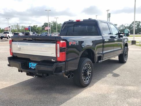 Used 2024 Ford F250 Platinum AWD/4WD image 5