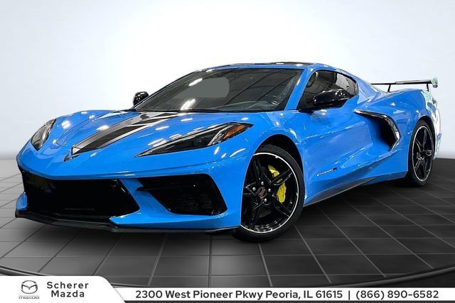 Used 2021 Chevrolet Corvette Stingray Premium Cpe w/ Z51 Performance Package RWD image 1
