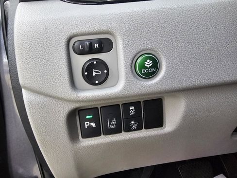 Used 2016 Honda Pilot Elite image 37