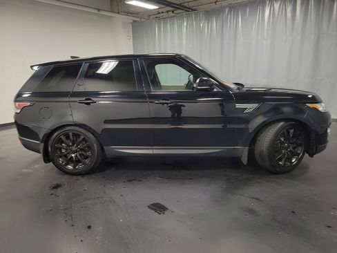 Used 2017 Land Rover Range Rover Sport HSE image 10