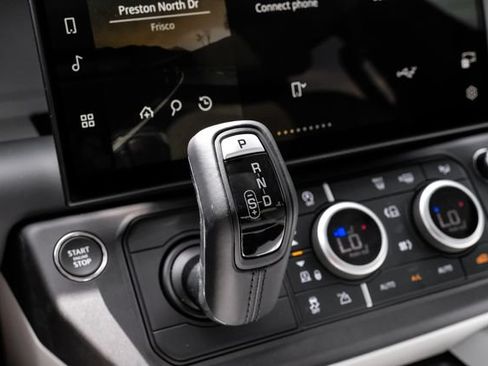 New 2026 Land Rover Defender 130 X-Dynamic SE AWD/4WD image 36