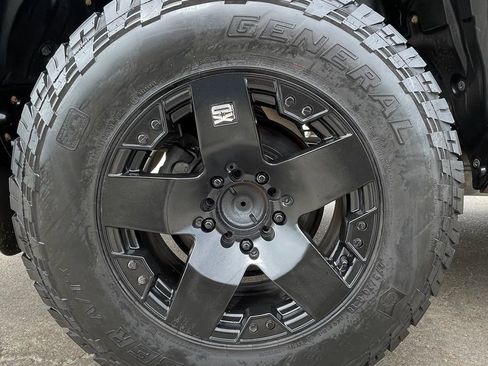 Used 2016 Toyota Tundra SR5 AWD/4WD image 14