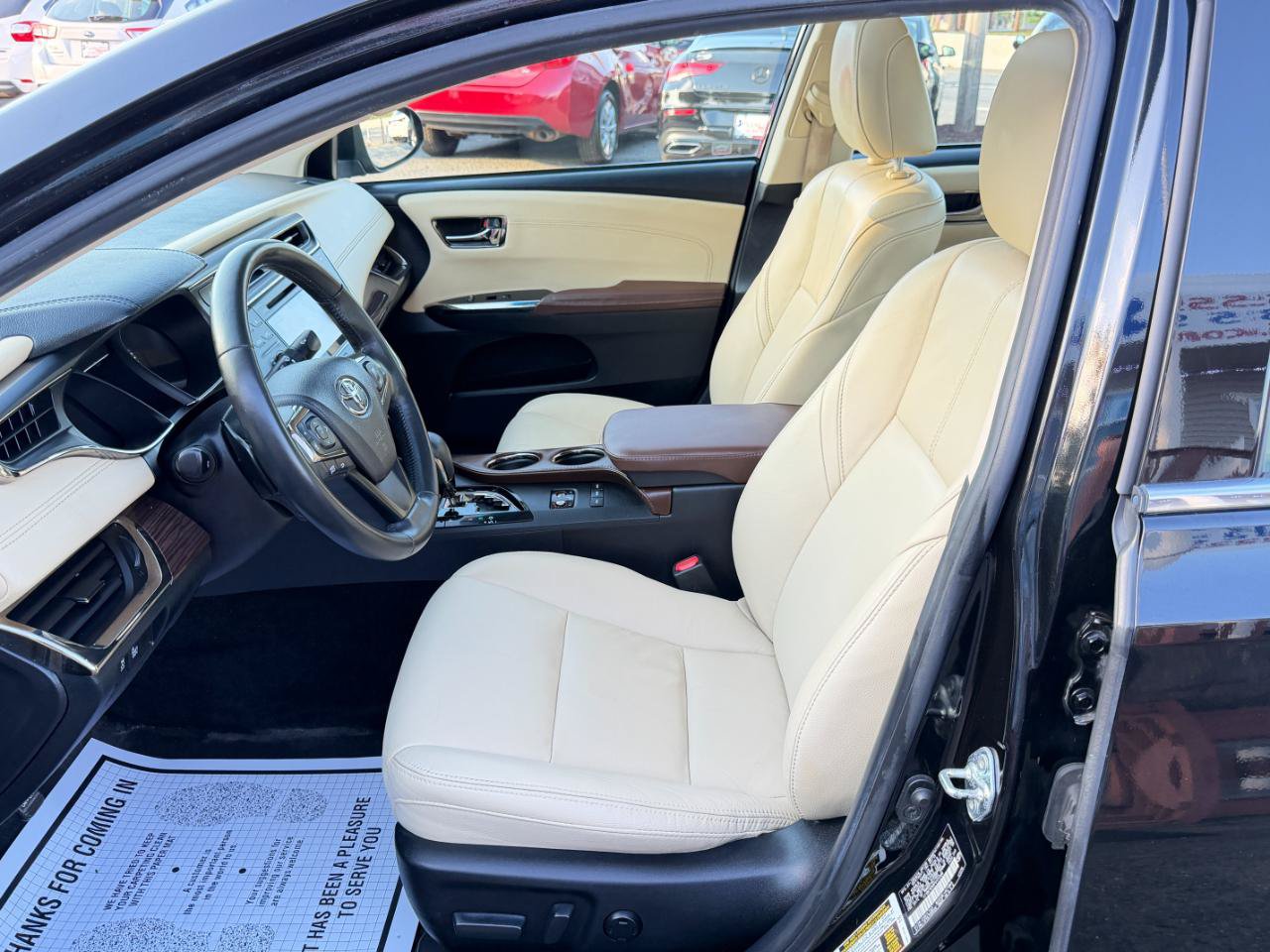 Used 2015 Toyota Avalon XLE Touring FWD image 11