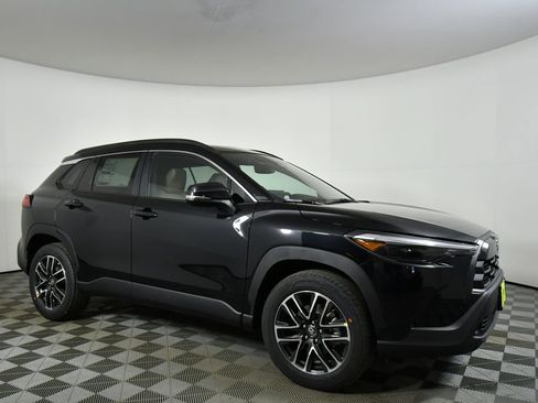 New 2026 Toyota Corolla Cross XLE image 9