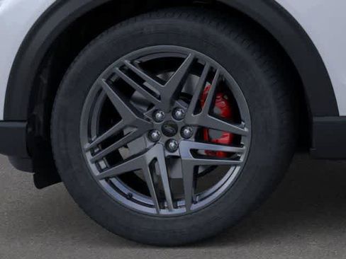 New 2026 Ford Explorer ST-Line w/ ST-Line Street Pack image 19