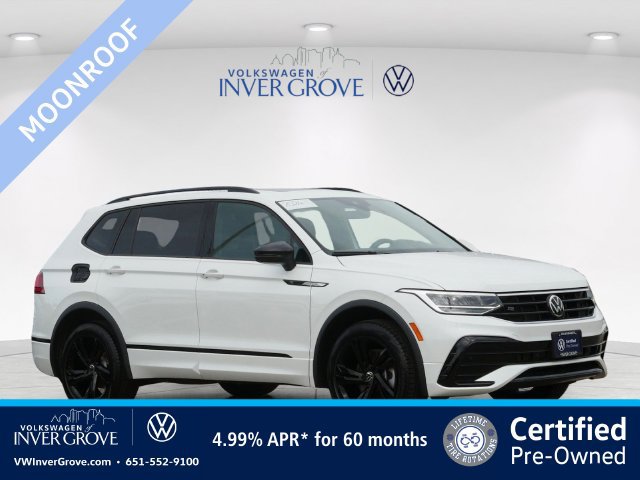 Certified 2024 Volkswagen Tiguan SE R-Line AWD/4WD image 1
