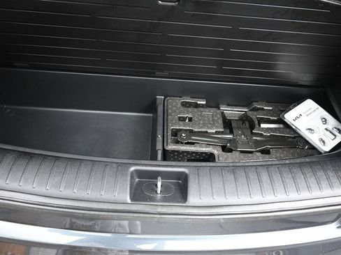 Used 2023 Kia Sorento S FWD image 60