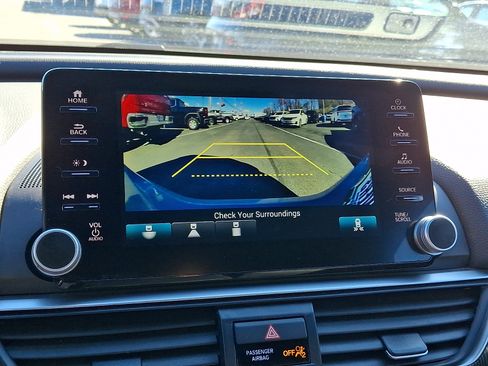 Used 2021 Honda Accord Sport image 17