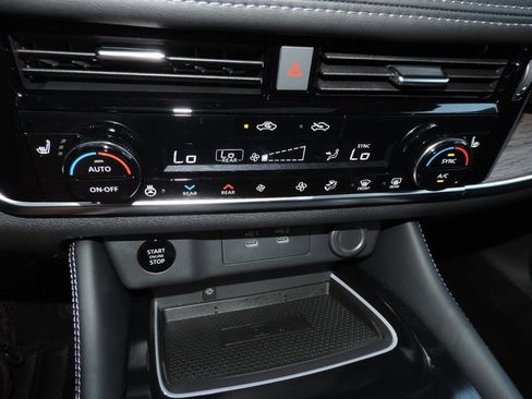 New 2026 Nissan Rogue Platinum w/ Platinum Premium Package image 23