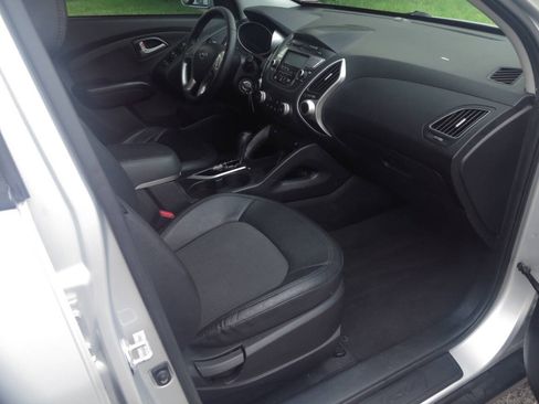 Used 2013 Hyundai Tucson GLS AWD/4WD image 12