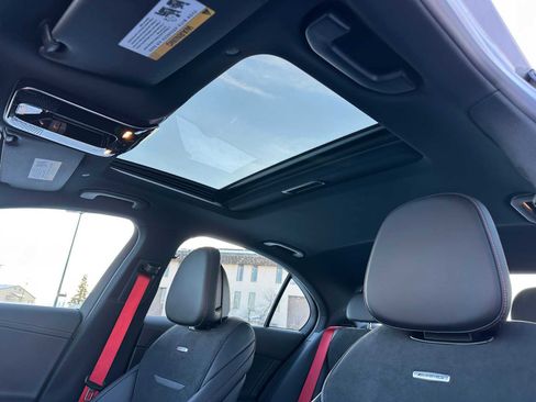 Used 2024 Mercedes-Benz C 43 AMG 4MATIC Sedan image 21