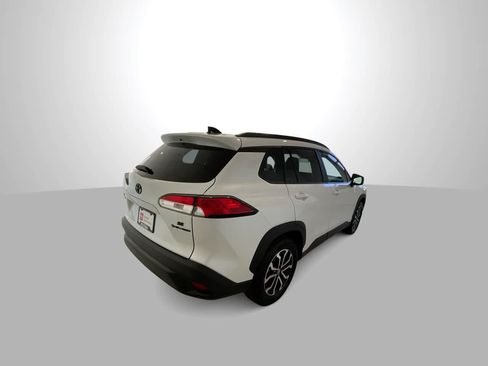 Used 2025 Toyota Corolla Cross AWD Hybrid image 8