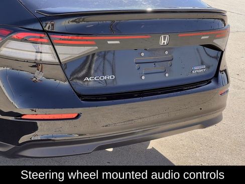 Used 2023 Honda Accord Sport image 7