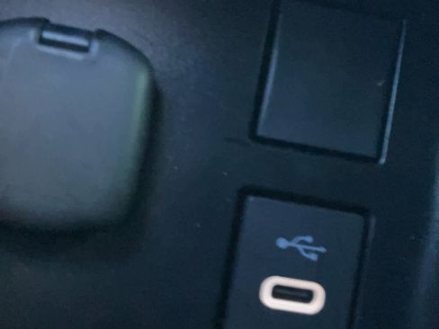 Used 2025 Toyota Crown Signia Limited image 36