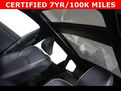 Used 2025 Toyota Crown Signia w/ Advanced Technology Package image 34