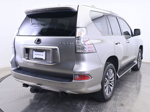 Used 2021 Lexus GX 460 Luxury w/ Accessory Package image 7