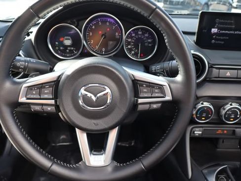 Used 2025 MAZDA MX-5 Miata RF Grand Touring RWD image 31