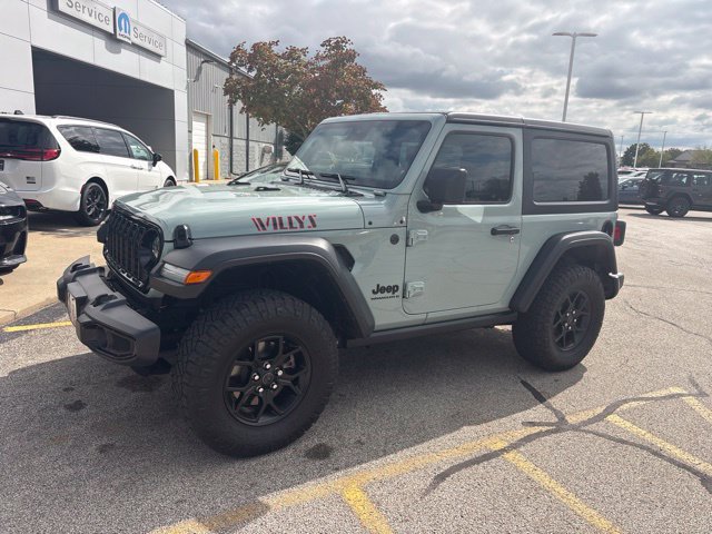 Used 2024 Jeep Wrangler Sport AWD/4WD image 3