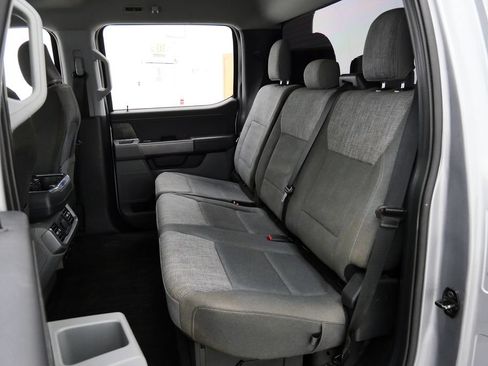 Used 2022 Ford F150 XLT w/ Equipment Group 302A High AWD/4WD image 18