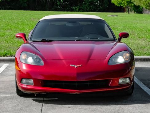 Used 2007 Chevrolet Corvette Convertible w/ Preferred Equipment Group RWD image 9