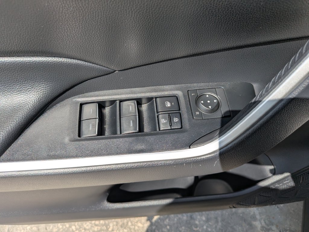 Used 2024 Toyota RAV4 XLE AWD/4WD image 20