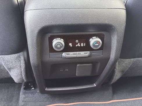 Used 2025 GMC Acadia AT4 w/ LPO, Floor Liner Package image 17