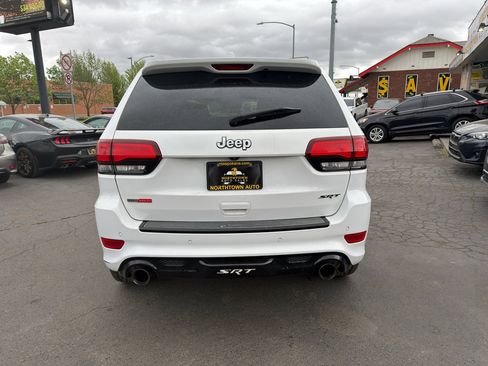 Used 2015 Jeep Grand Cherokee SRT AWD/4WD image 6