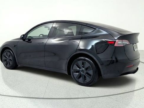 Used 2025 Tesla Model Y Long Range AWD/4WD image 6