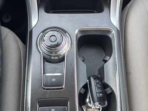 Used 2018 Ford Fusion SE image 20