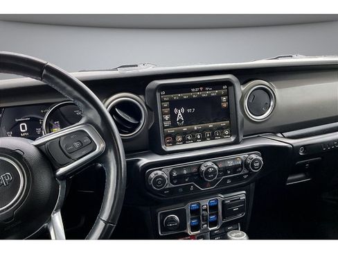 Used 2022 Jeep Wrangler Unlimited Rubicon 4xe w/ Dual Top Group AWD/4WD image 7