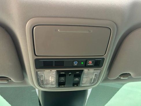 Used 2021 Honda Odyssey Touring image 30