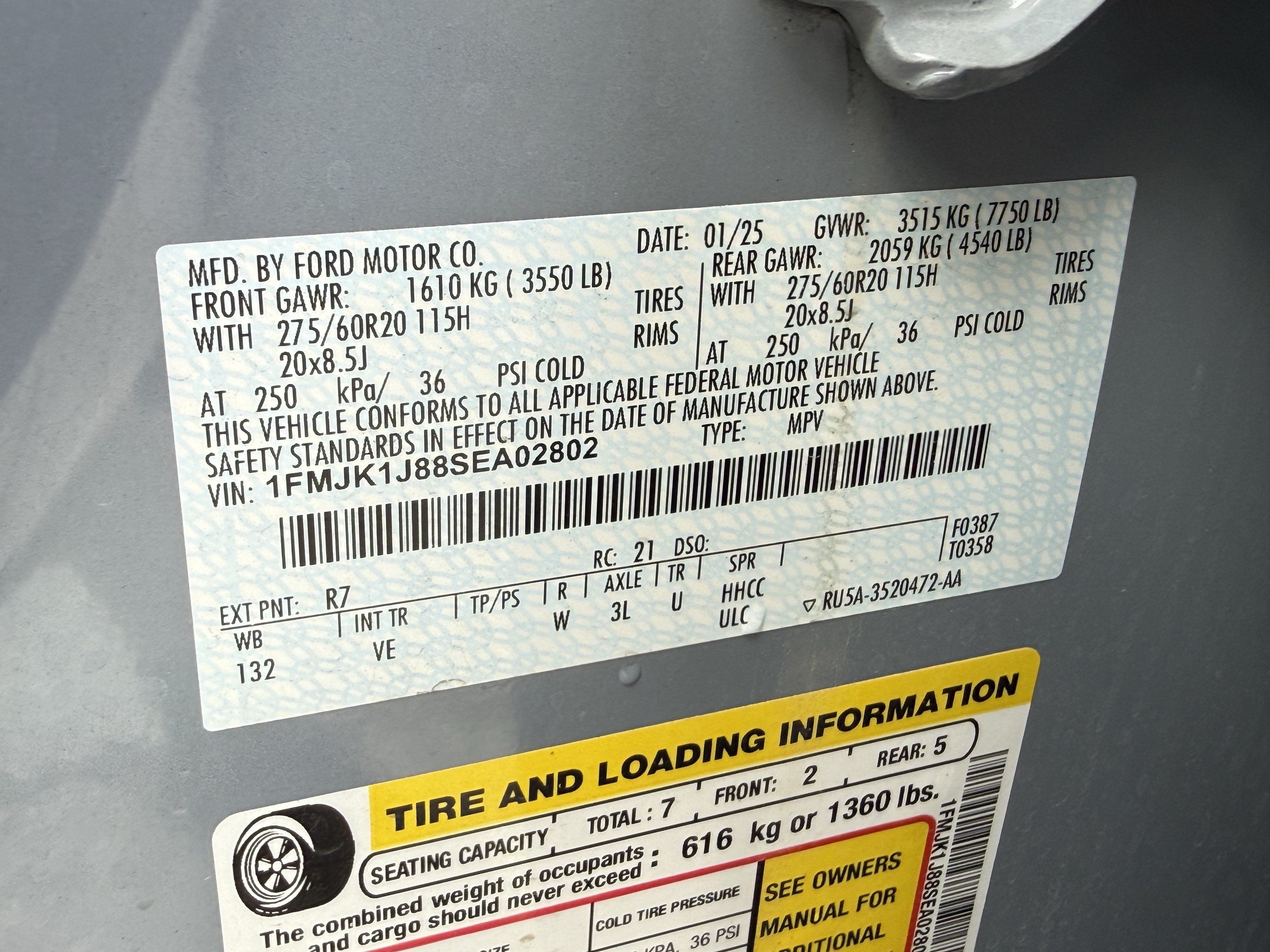 Used 2025 Ford Expedition Max Active AWD/4WD image 17