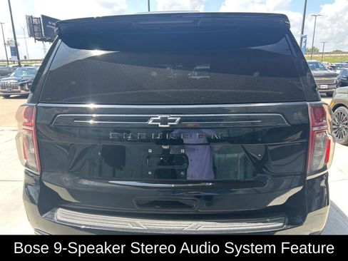 Used 2023 Chevrolet Suburban Z71 AWD/4WD image 7