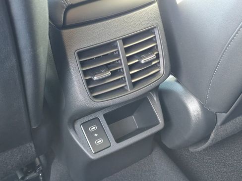 New 2026 Kia Seltos EX image 18