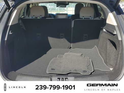 New 2026 Lincoln Corsair Premiere image 21