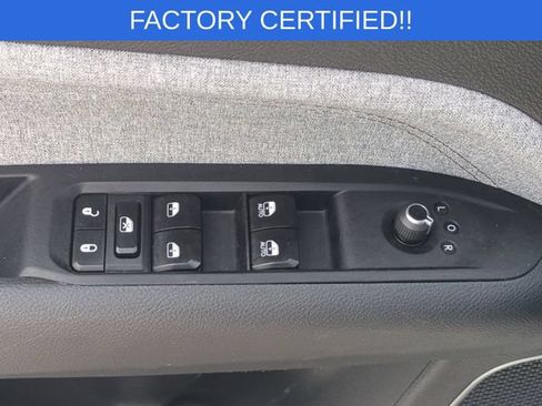 Used 2023 Jeep Compass Latitude w/ Sun and Sound Group AWD/4WD image 14