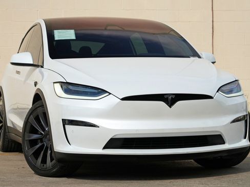 Used 2022 Tesla Model X Plaid AWD/4WD image 4