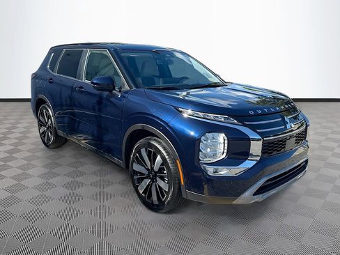 New 2026 Mitsubishi Outlander SE FWD image 3