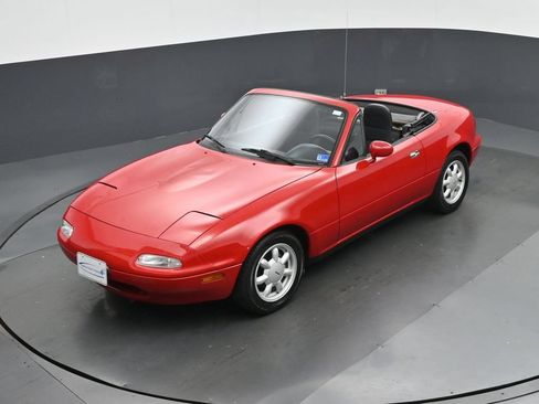 Used 1990 MAZDA MX-5 Miata RWD image 36