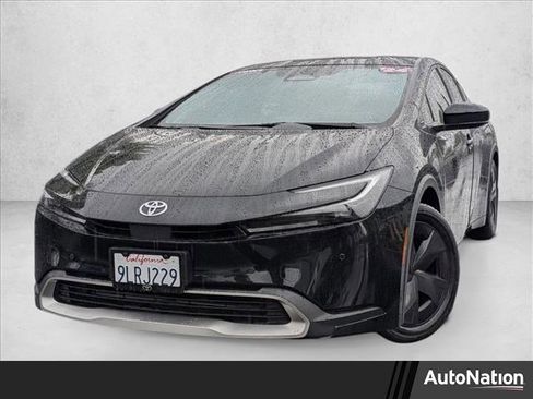 Used 2024 Toyota Prius Prime FWD image 1