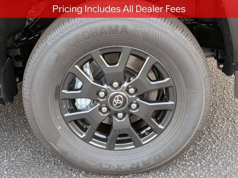 Used 2026 Toyota 4Runner SR5 RWD image 12