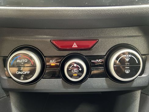 Used 2023 Subaru Crosstrek 2.0i AWD/4WD image 18