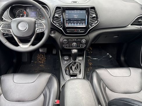 Used 2022 Jeep Cherokee Limited image 10