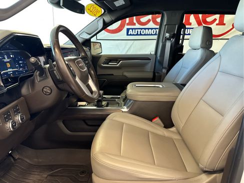 Used 2022 GMC Sierra 1500 SLT w/ SLT Premium Plus Package image 13