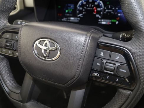 Used 2024 Toyota Sequoia Limited image 49