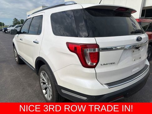 Used 2018 Ford Explorer Limited FWD image 2